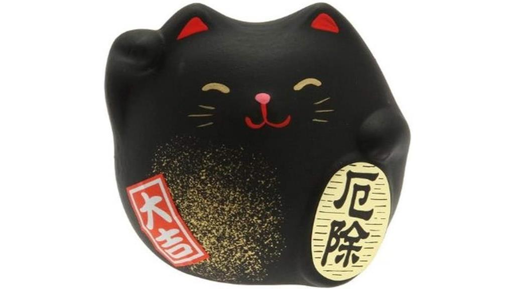 japanese lucky cat figurine