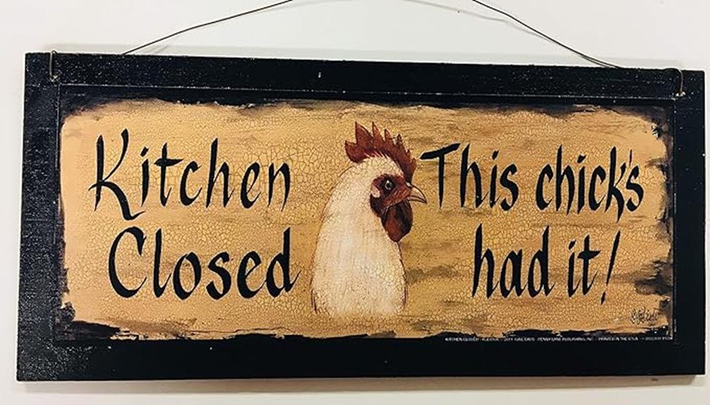 kitchen closed rooster country