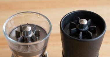 grinder types impact flavor