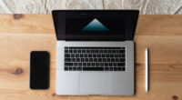 The pyramid cracks. What agentic AI does to the consulting leverage model.